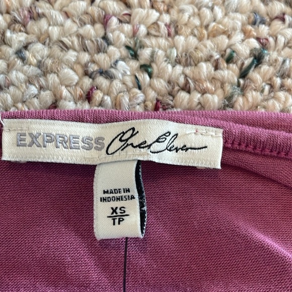 Express Mauve Summer Top - Picture 4 of 7